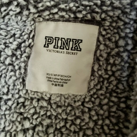 Victoria's Secret PINK Cardigan XS Sweatshirt Jacket Sherpa Teddy Grey Hoodie - Picture 3 of 4